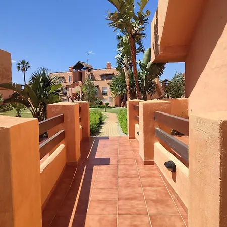 Del Sol Apartment *
